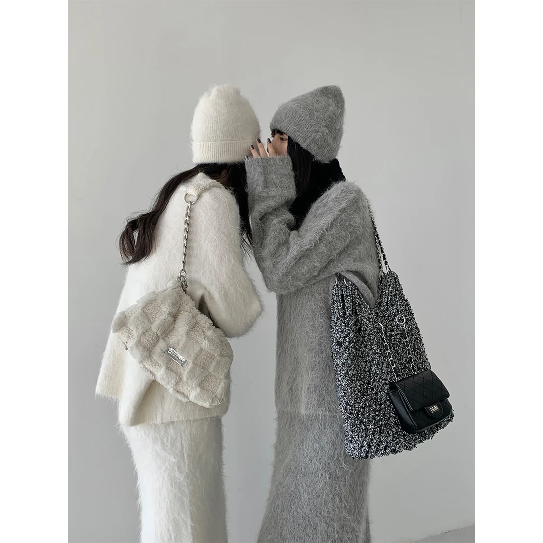 12.09 P1209Y2981 半裙套装女居家休闲款毛绒感休闲两件套08.03抖