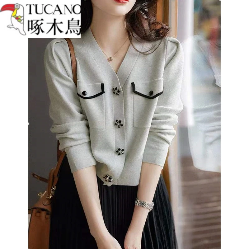 啄木鸟清仓捡漏专柜撤回外贸剪标尾单女装秋装小香风花瓣上衣针织