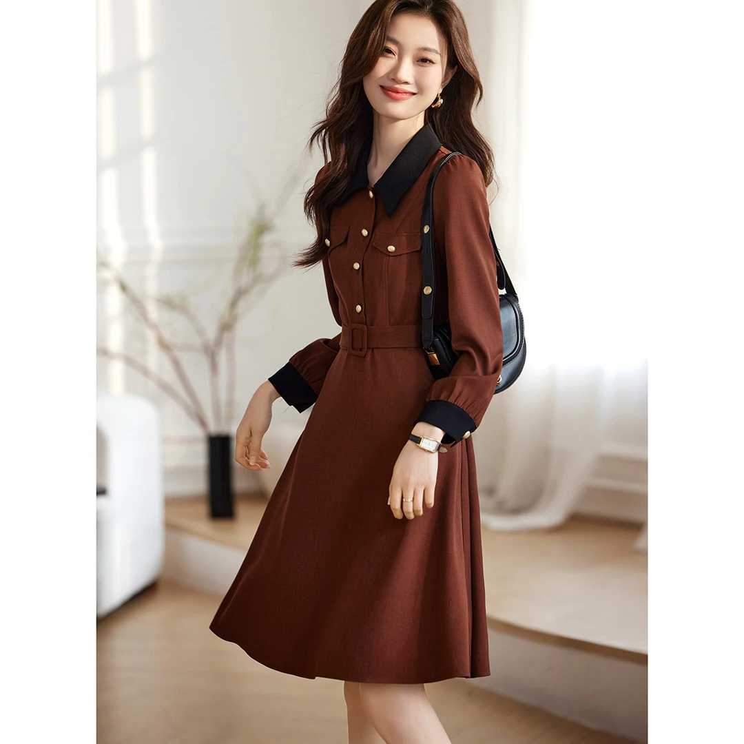 沫晗依美复古收腰显瘦A摆中长款连衣裙2024春翻领款连衣裙多8664