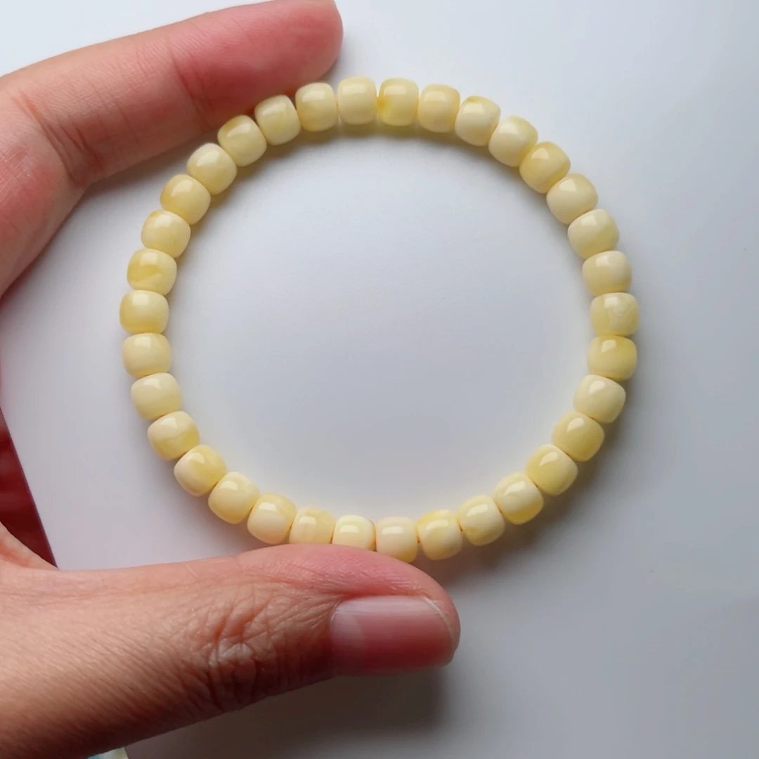 琥珀颈饰未镶嵌蜜蜡195