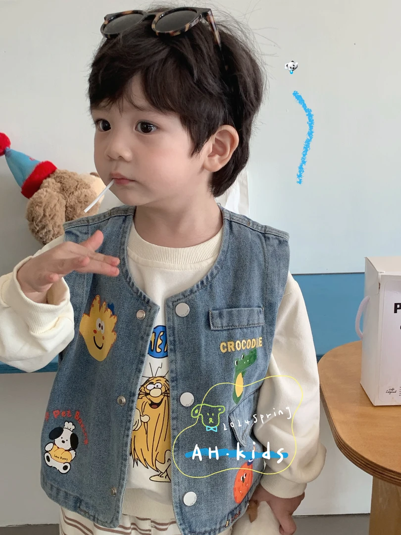AH男童趣味卡通牛仔马甲小童