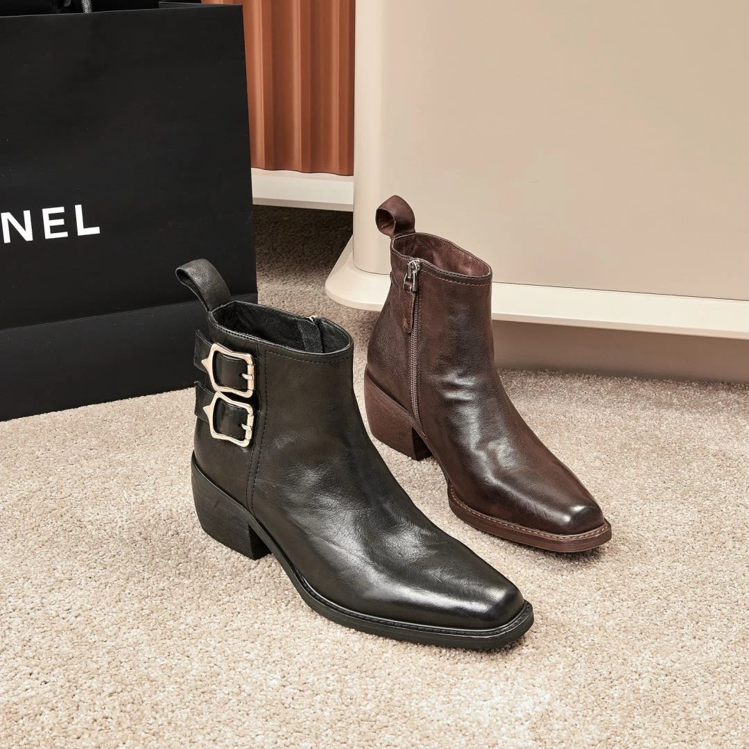 东东秋冬新款英伦风低跟方头百搭粗跟真皮短靴女M2492-12