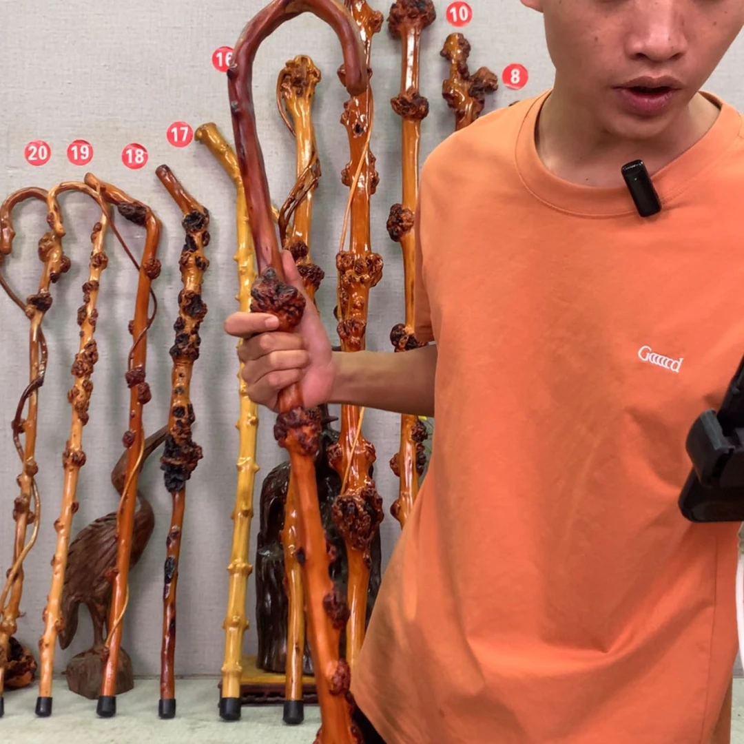 【闪购商品】黑果木小*猫天然实木带纹裂介意勿拍