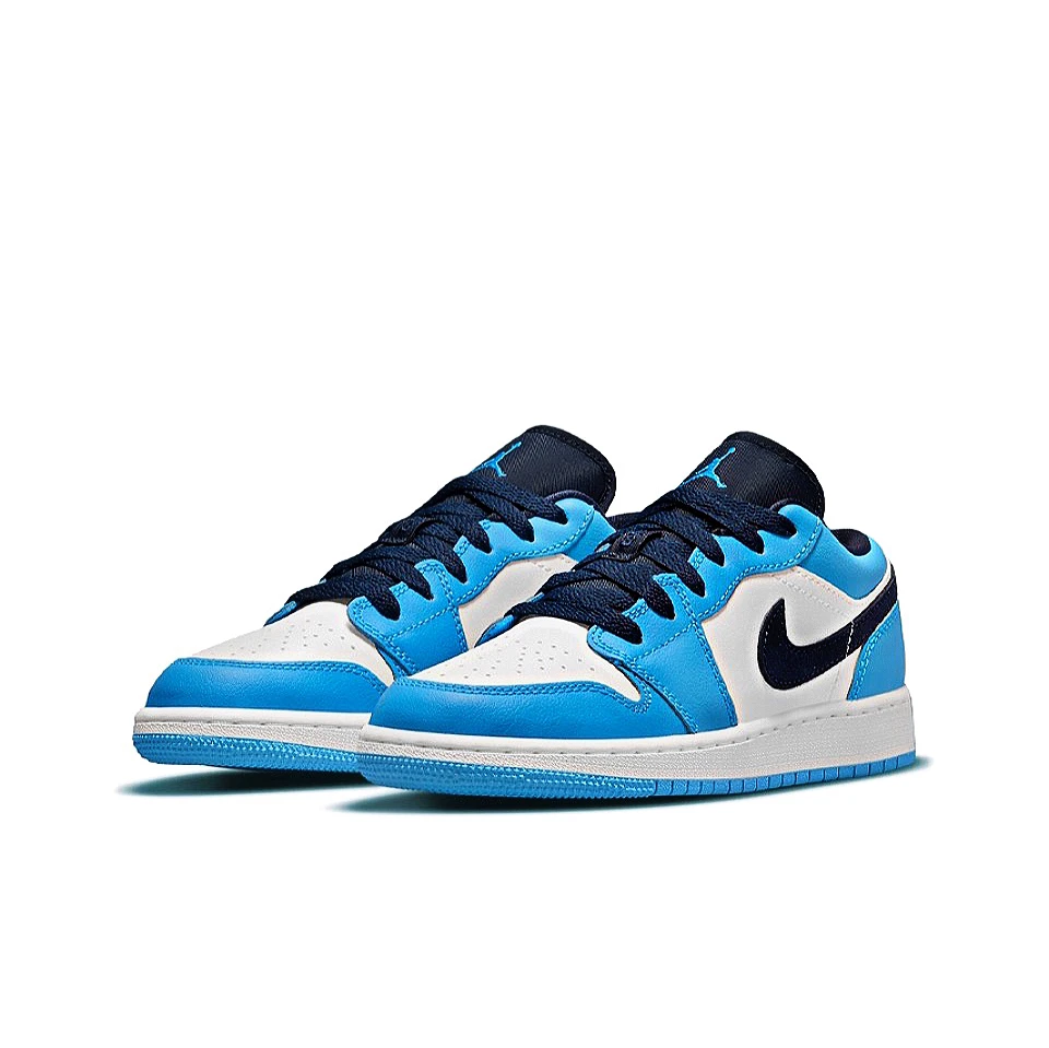 Low AJ1 "UNC"北卡蓝低帮复古休闲板鞋浅蓝553558-144