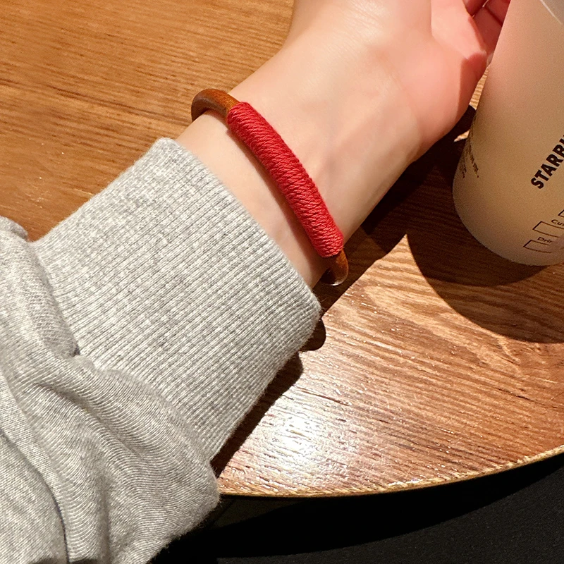 钛钢皮质手镯 藏式牛皮手镯小众复古钛钢情侣手链女高级感不掉色