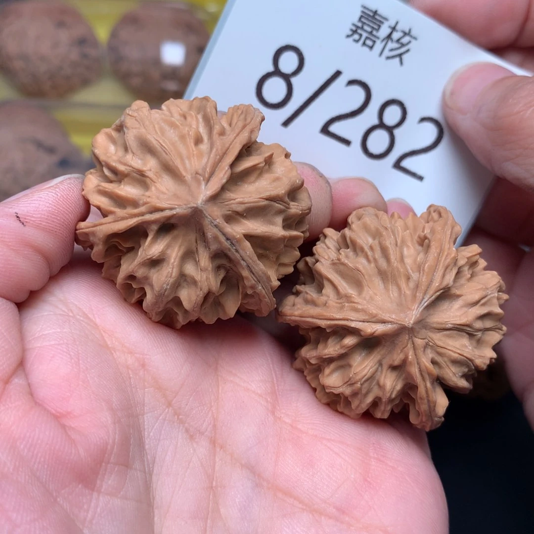 文玩核桃把件全品岐山正奔37