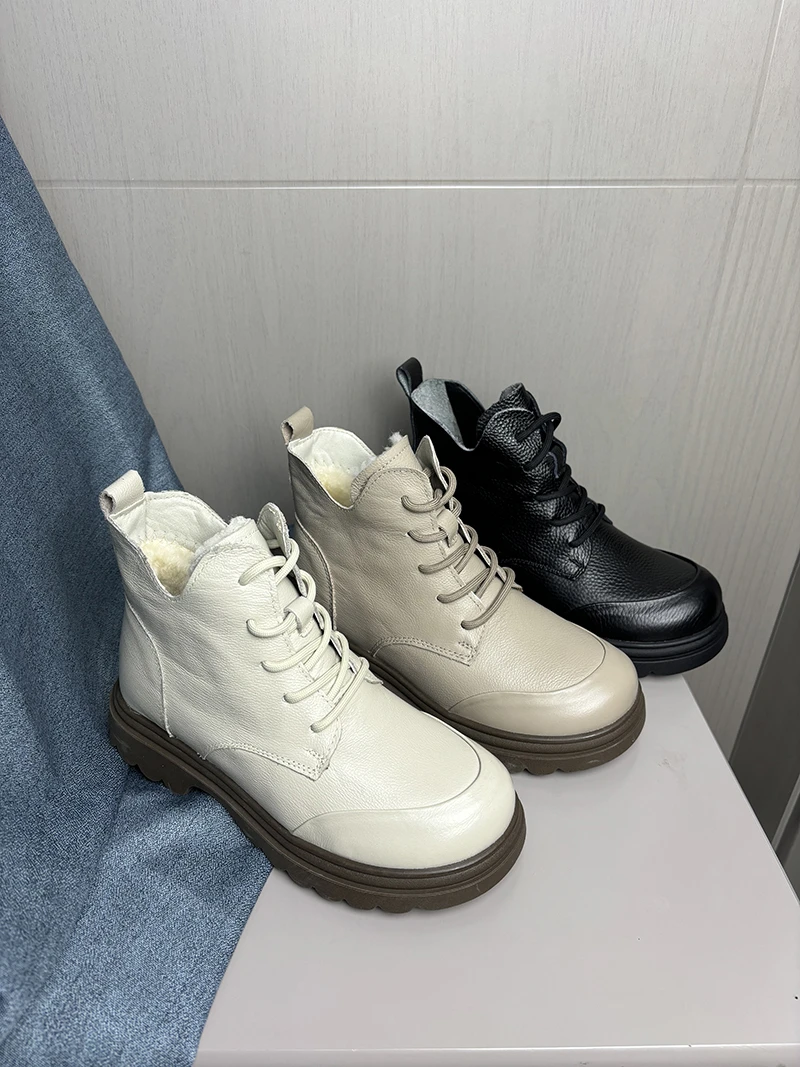 2024秋冬新款女士真皮靴子休闲风平底圆头舒适百搭厚底加绒马丁靴