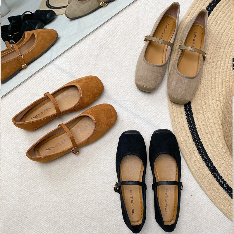 2025年春季新品时尚百搭平底网红单鞋方头仙女风女鞋浅口HK8528