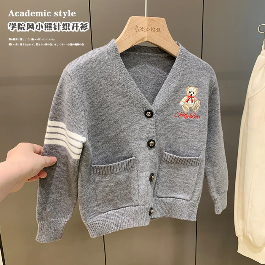 【现货卖完不补】小沐沐女童刺绣小熊毛衣针织开衫秋装外套儿童