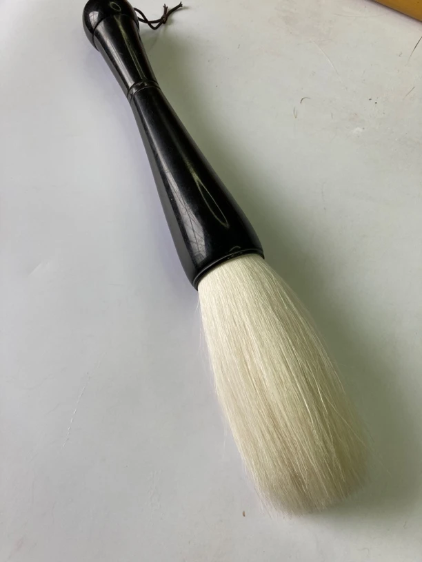 黑牛角纯羊大抓：出锋：9.2cm 口径：3.5cm创作级书法毛笔
