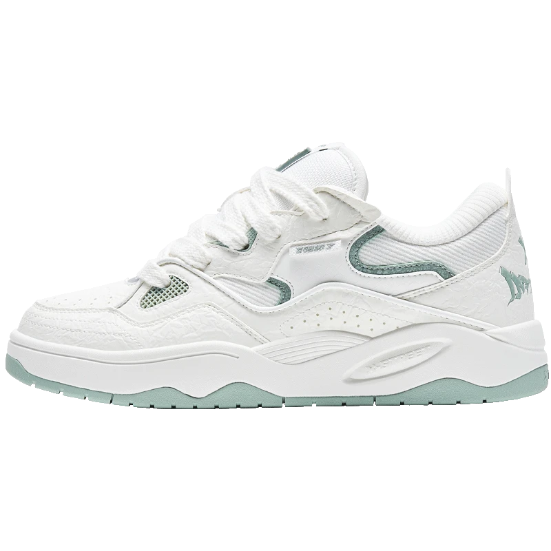 特步【王鹤棣同款】男鞋面包鞋板鞋2023夏季新款情侣反转运动休闲鞋