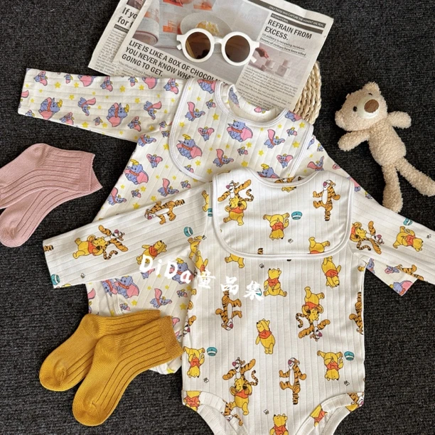 【团团圆圆】宝宝秋季新品长袖连体包屁衣配口水巾卡通印花