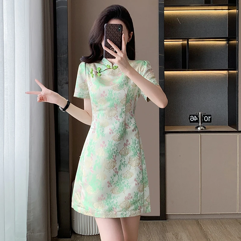 中国风气质旗袍裙子夏季新款中式复古时尚绿色法式收腰莫奈花园风