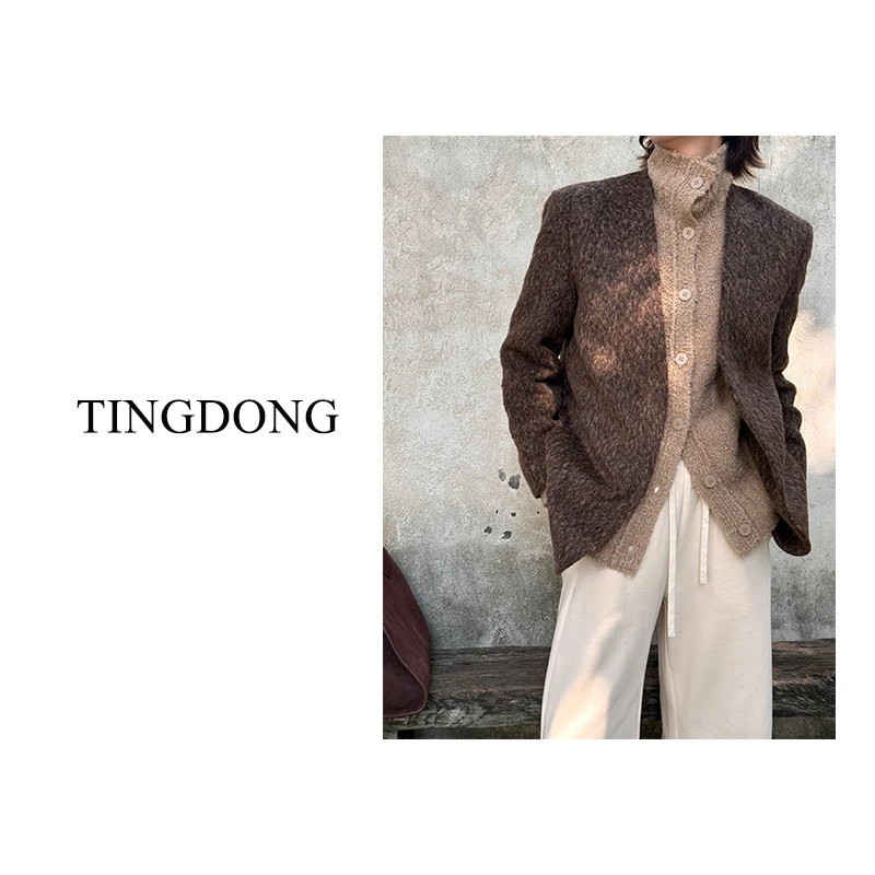 【大都会】V领时尚马海毛复古感设计师款大衣