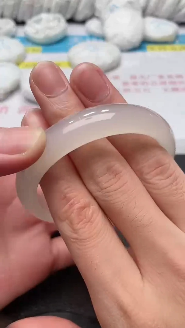 【闪购商品】玛瑙/玉髓手镯未镶嵌58+59