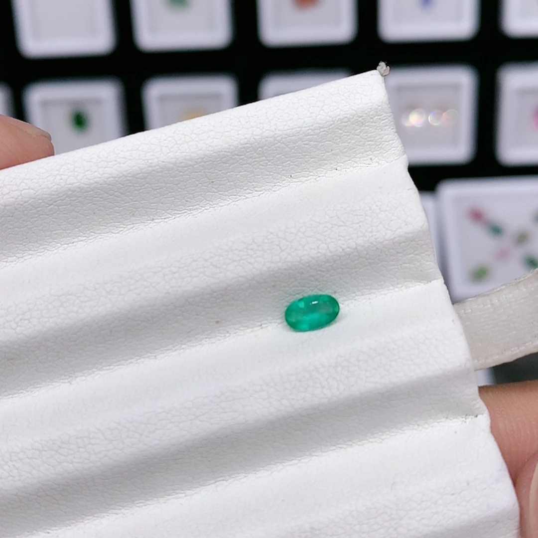 【闪购商品】祖母绿裸石未镶嵌3*5mm