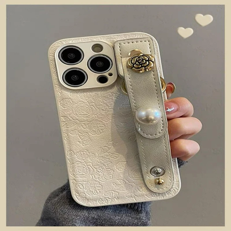 玫瑰花山茶花腕带适用iPhone14promax苹果13手机壳11秋冬15气质12