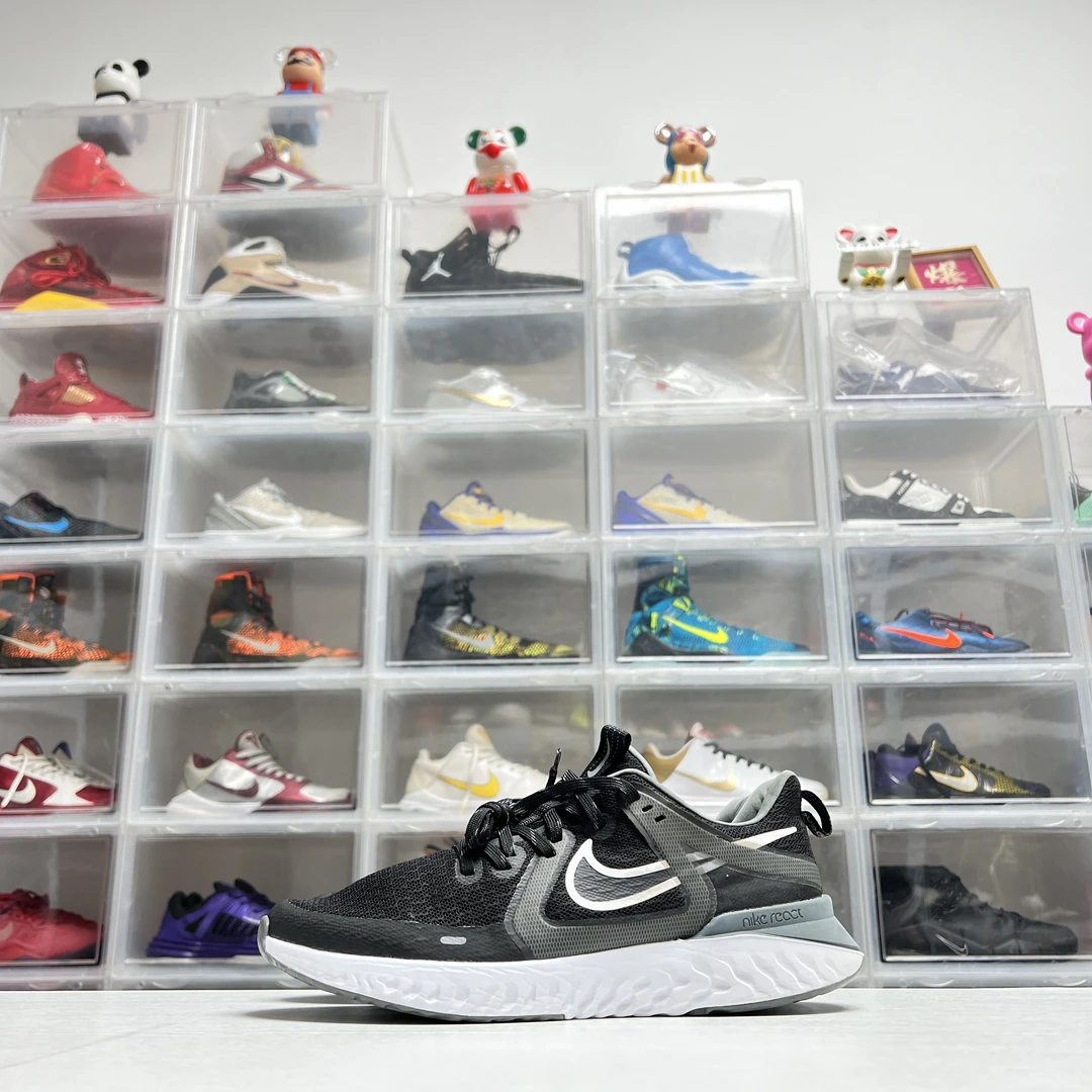44.5码 耐克 Legend React2 黑白 95新 公价2922时尚跑步鞋休闲鞋