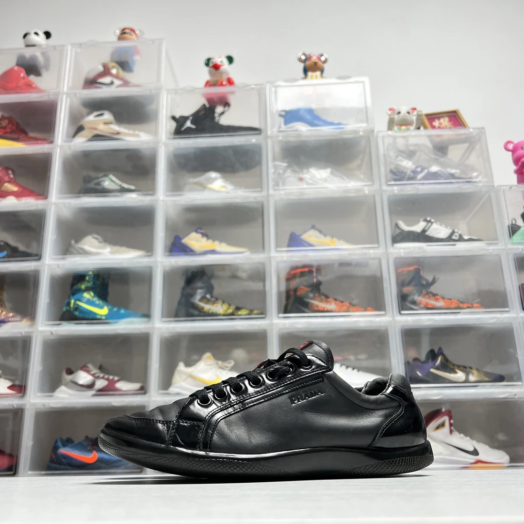 40码 Prada 普拉达 英伦风百搭 黑色 9新 公价3799 板鞋 中古潮鞋