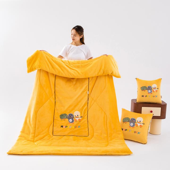 加厚冬季抱枕被子两用午睡牛奶绒枕头被汽车载靠枕办公室空调被子