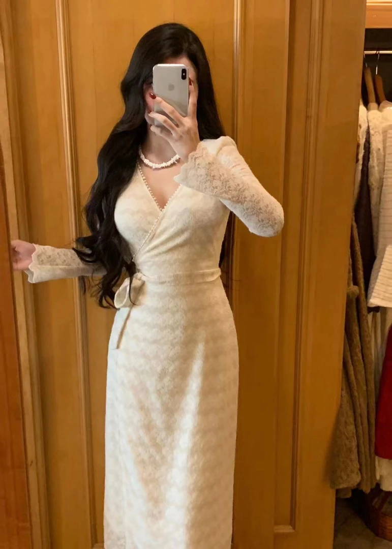 现货新品2024秋季新款杏白弹力蕾丝一片式修身气质连衣裙长裙J171