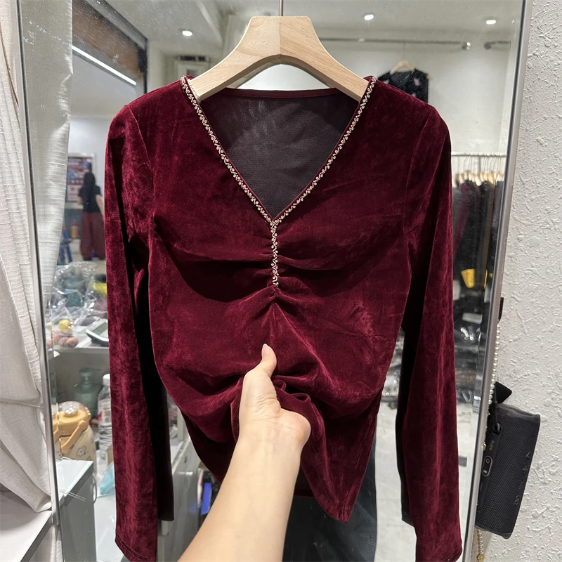 春秋新款V领钉珠气质轻奢T恤女设计感别致褶皱金丝绒上衣打底衫潮
