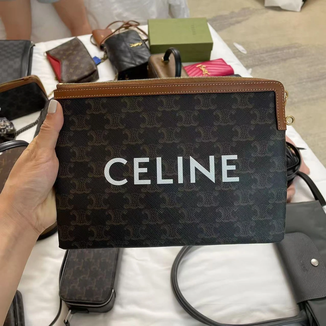 95新 Celine/思琳 手拿包22年/派/896912/底24