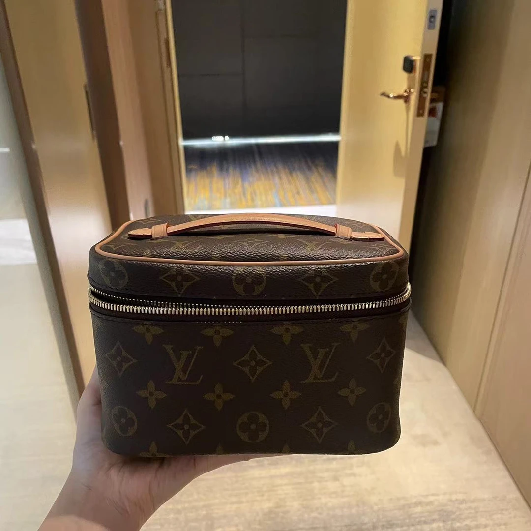95新 LouisVuitton/路易威登 lv化妆盒/10.13