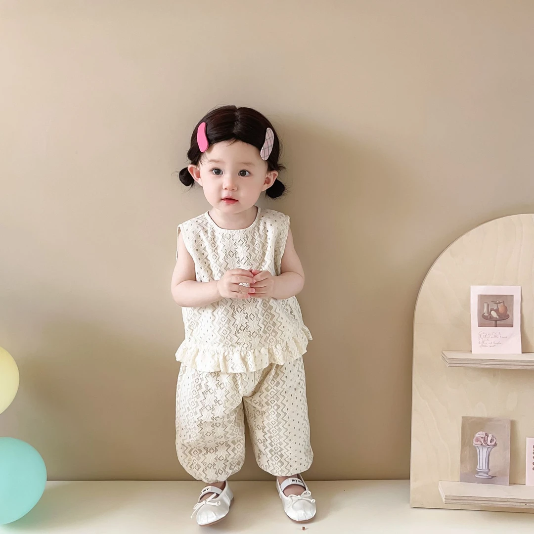 6932 套装夏韩版婴幼儿童时髦镂空蕾丝背心裤子两件套夏季批发
