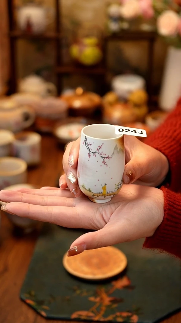 【闪购商品】瓷器悠然蛋杯0243