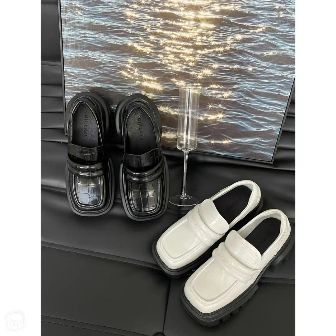 暴躁小明   复古英伦风小皮鞋鳄鱼纹厚底增高鞋/2233-5