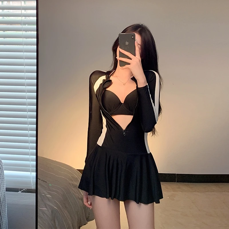 泡温泉专用运动风冲浪衣保守遮肚显瘦平角裤裙式泳衣女微胖高级
