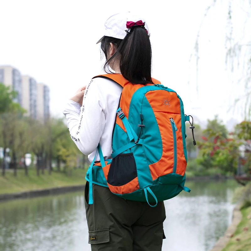 旅行双肩包女装衣服背包大容量运动男旅游休闲轻便书包户外登山包