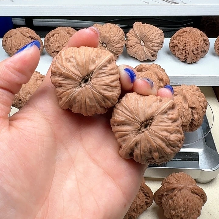 文玩核桃吊坠42全品铁锤妹妹（毕业对）