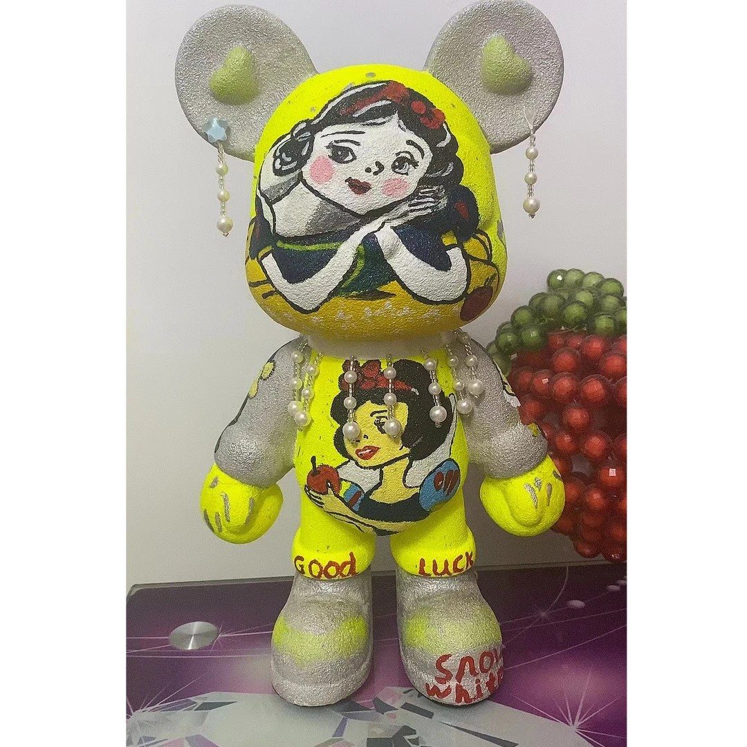 32石英砂手绘流体熊，家具摆件，流行潮玩