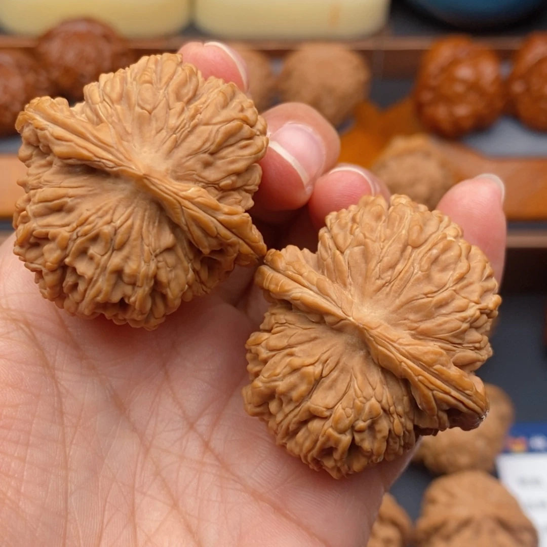 【闪购商品】文玩核桃吊坠南*难