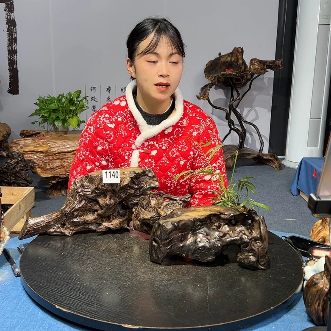 【闪购商品】无根雕?*夫1140