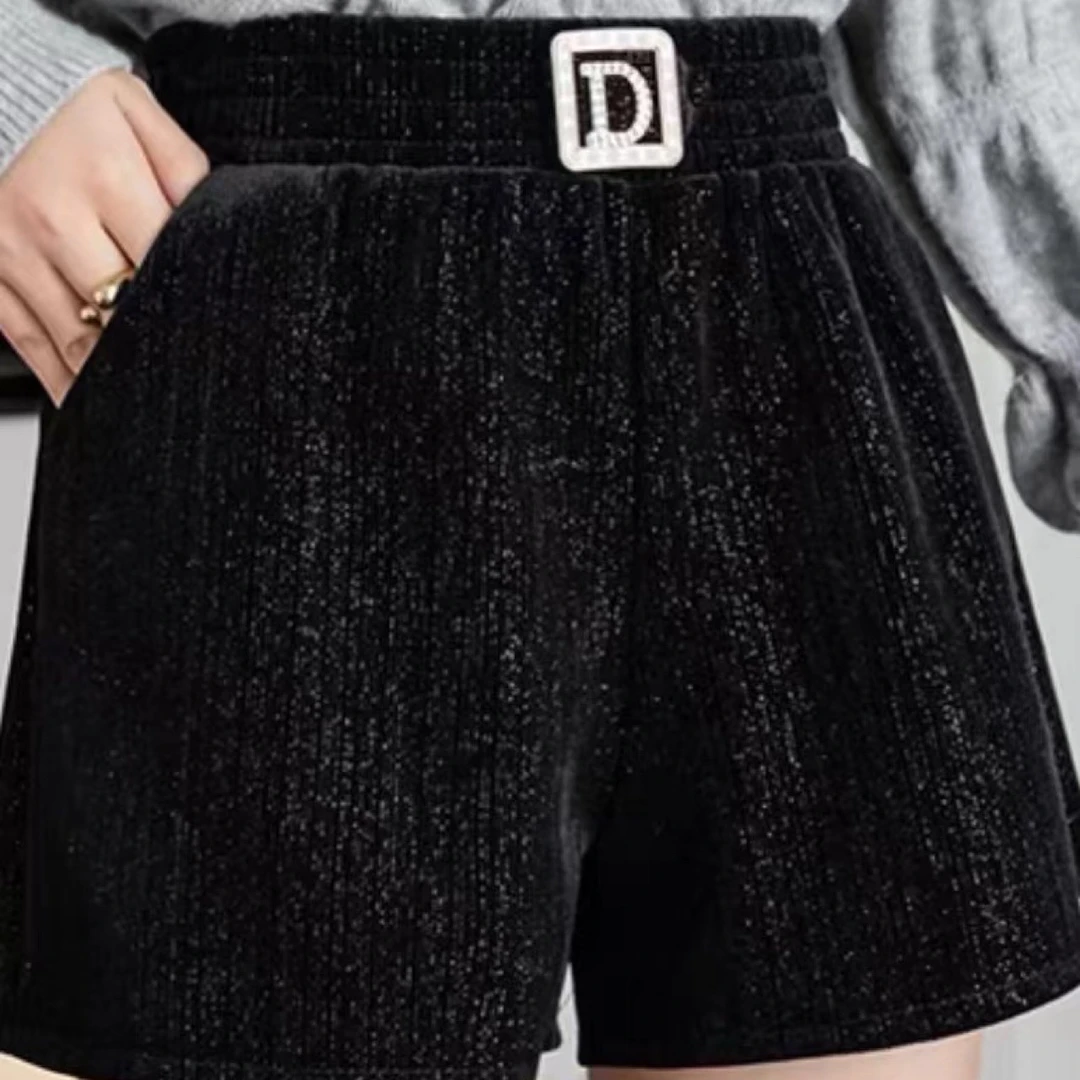 黑色金丝绒短裤欧货重工设计款989