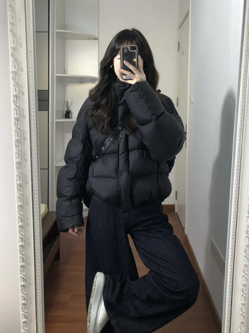 2024秋冬新款韩系穿搭高级感黑色棉服外套女搭配牛仔裤显瘦两件套