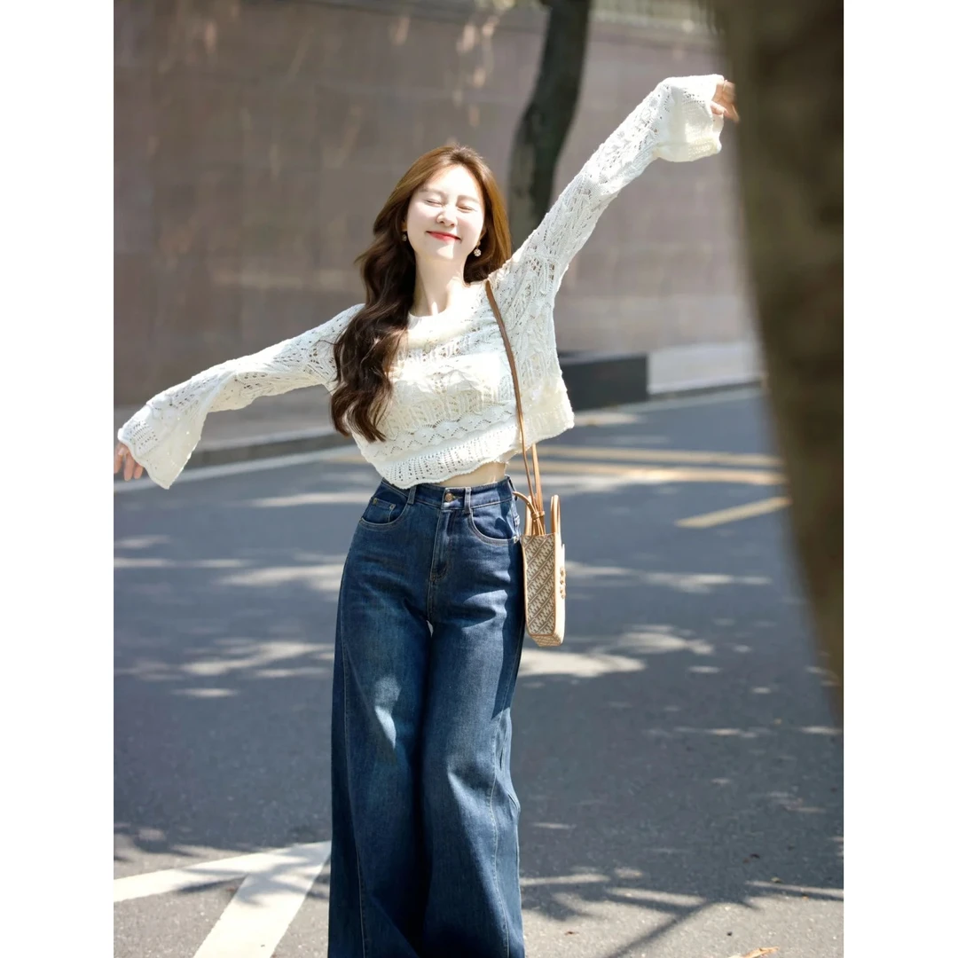 3241+3242时尚圆领宽松罩衫镂空针织衫上衣搭配牛仔裤一整套女