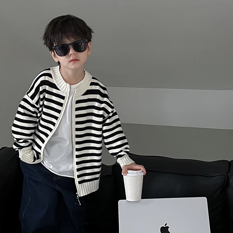 儿童毛衣2025秋新款男女童时尚简约百搭条纹针织开衫宝宝拉链外套