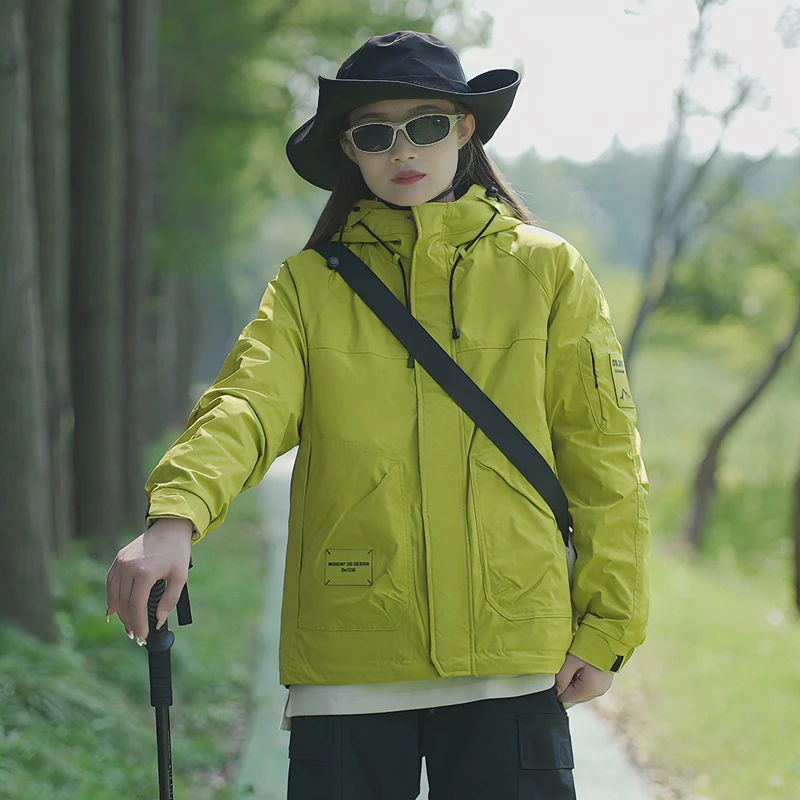 加棉加厚男士户外连帽男款休闲夹克。防风防水保暖冲锋衣外套6688