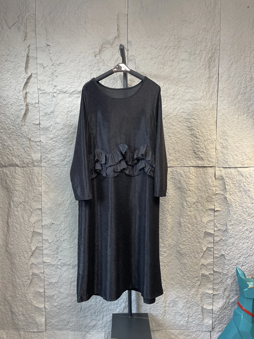 97103黑色色花边腰时尚个性百搭女士设计师气质休闲连衣裙103