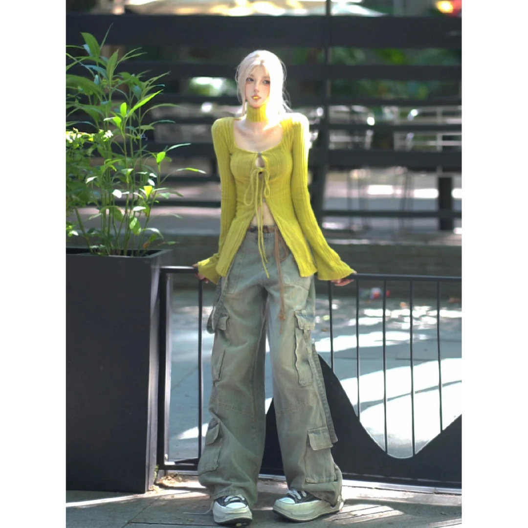 秋冬新款纯欲辣妹风方领长袖针织衫修身显瘦开衫微弹喇叭袖毛衣女