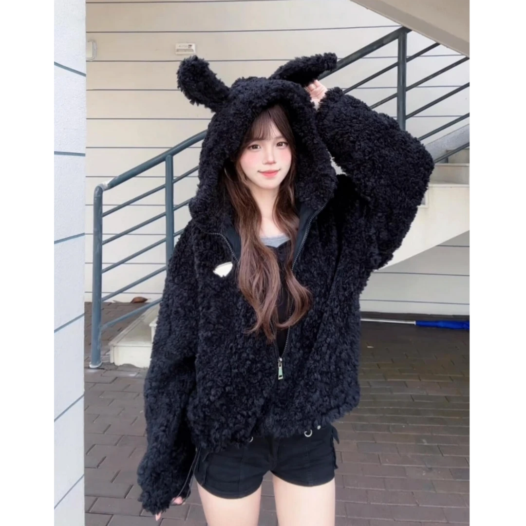 2024冬季新款时尚气质甜美少女连帽保暖环保毛毛兔耳朵连帽外套女