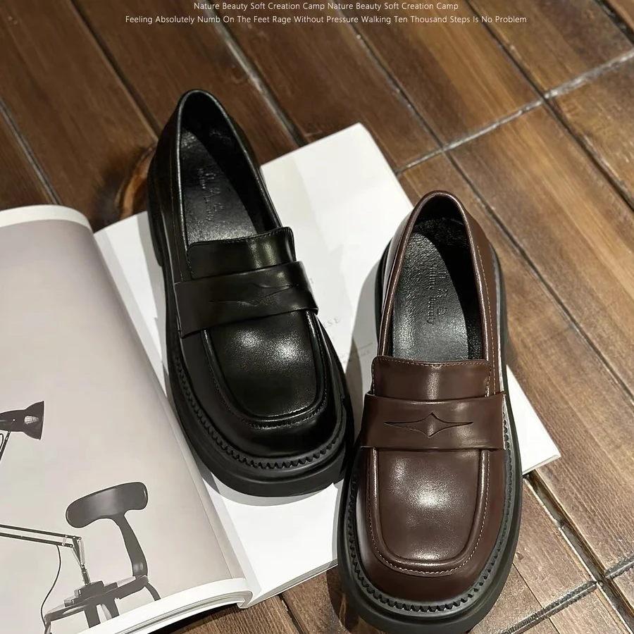 自然卷厚底英伦风小皮鞋女黑色乐福鞋百搭爆款新款一脚蹬通勤单鞋