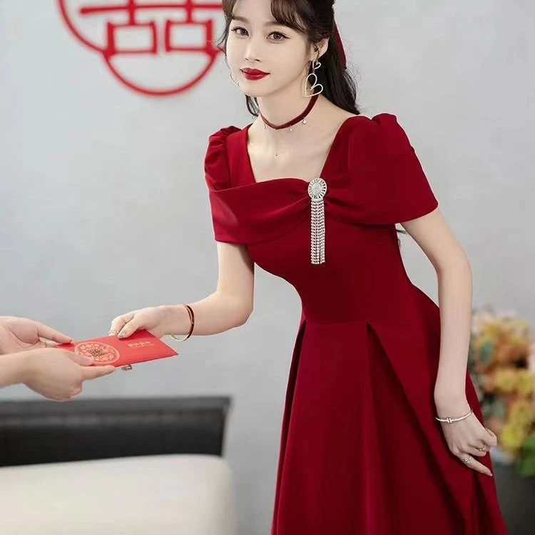 酒红色小个子结婚敬酒服新娘订婚裙法式高端晚礼服平时可穿女回门