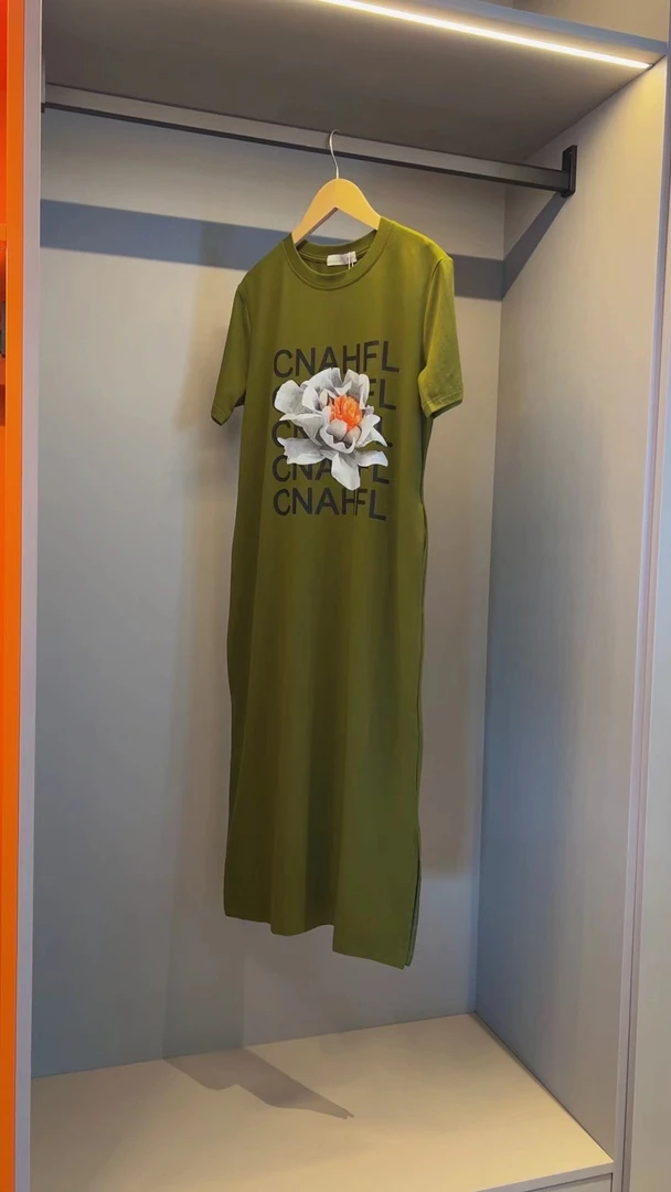 H苼木之长款显腰身女款连衣裙