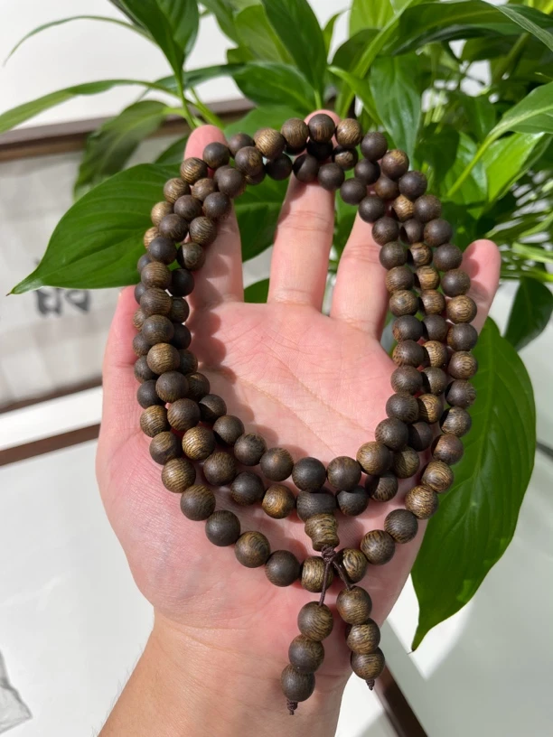 一代苗精品高货 32.3克 高结油 莺歌绿棋楠 沉香 8mm/108颗
