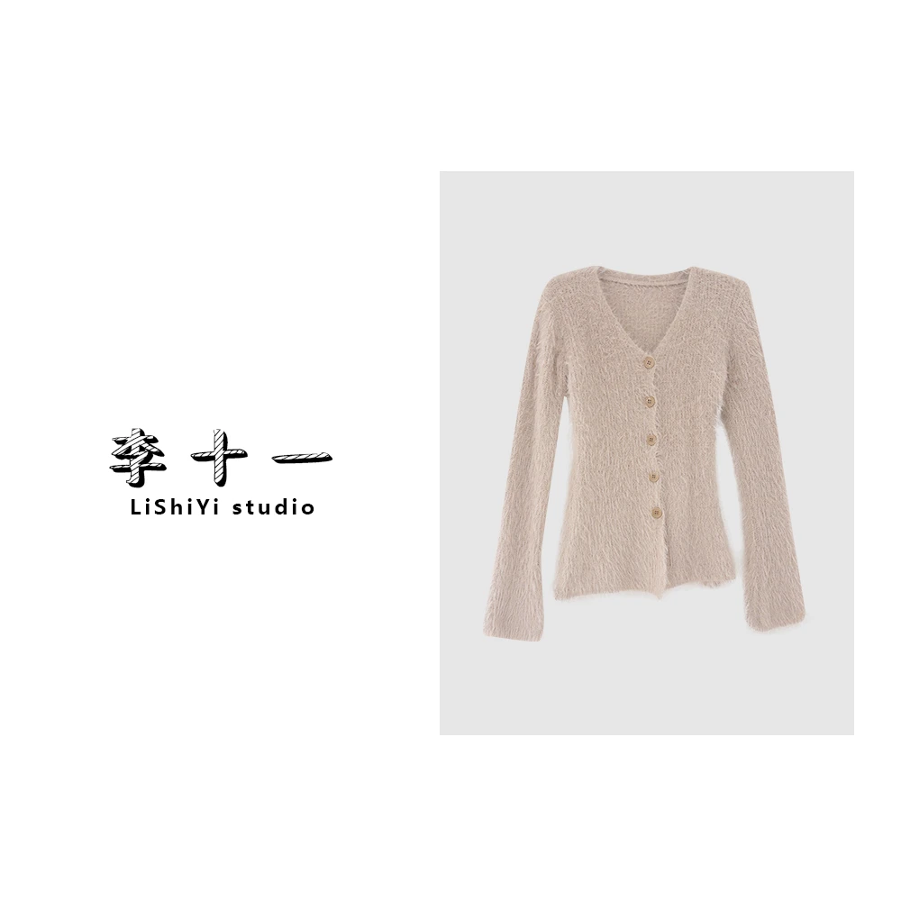 975 【绒感天花板】温柔风软糯V领针织开衫气质收腰修身毛衣